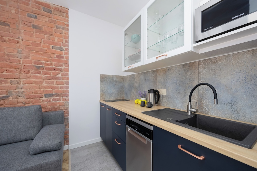 A Unique Studio for 4 by Renters view 3