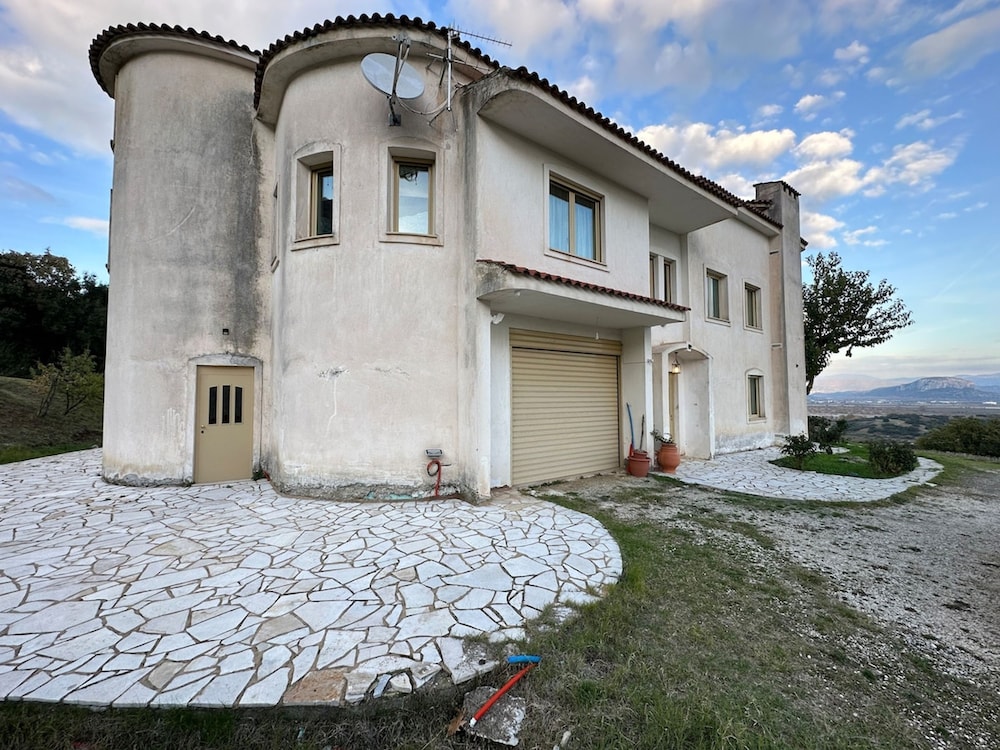 Villa Maria Marvelous Villa in Meteora