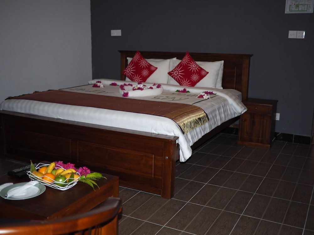 Equator HomeStay