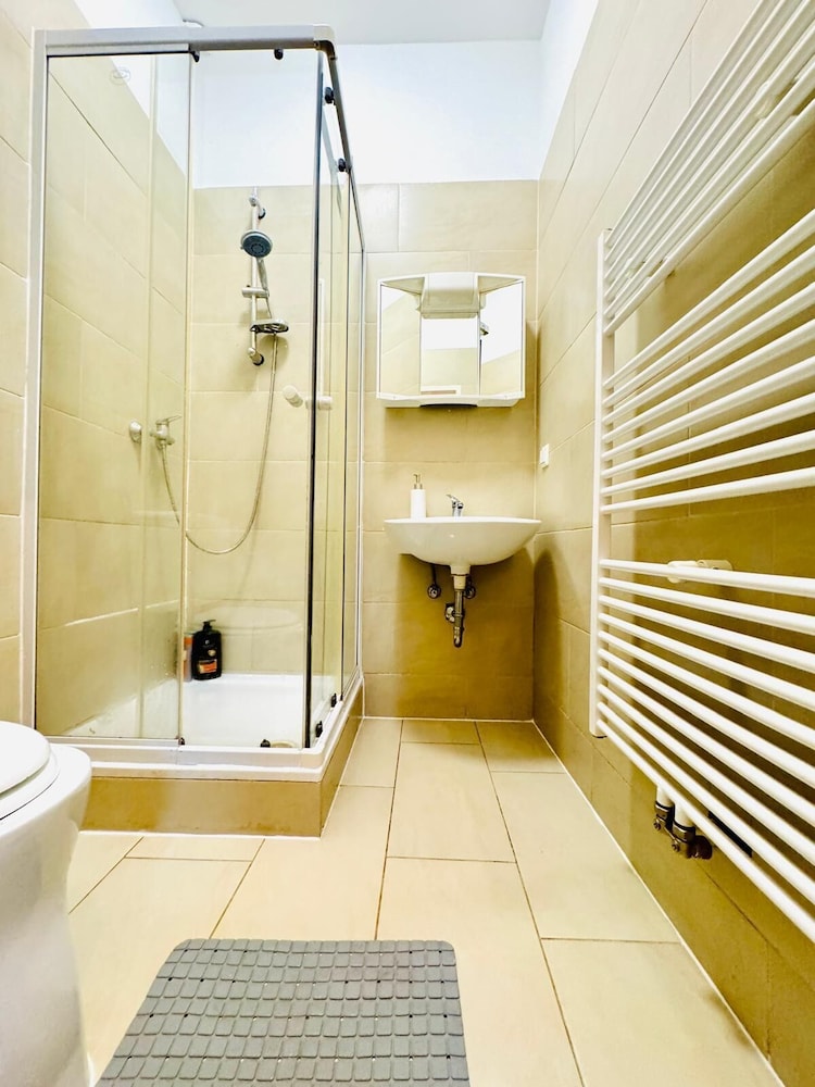 Stylish Studio Stay Near Augarten
