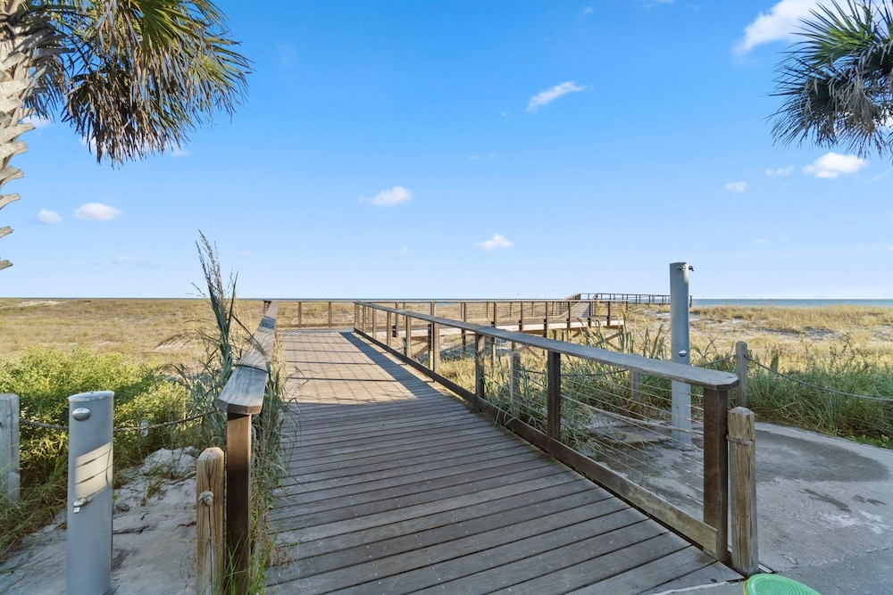 Twin Palms Beach House view 4