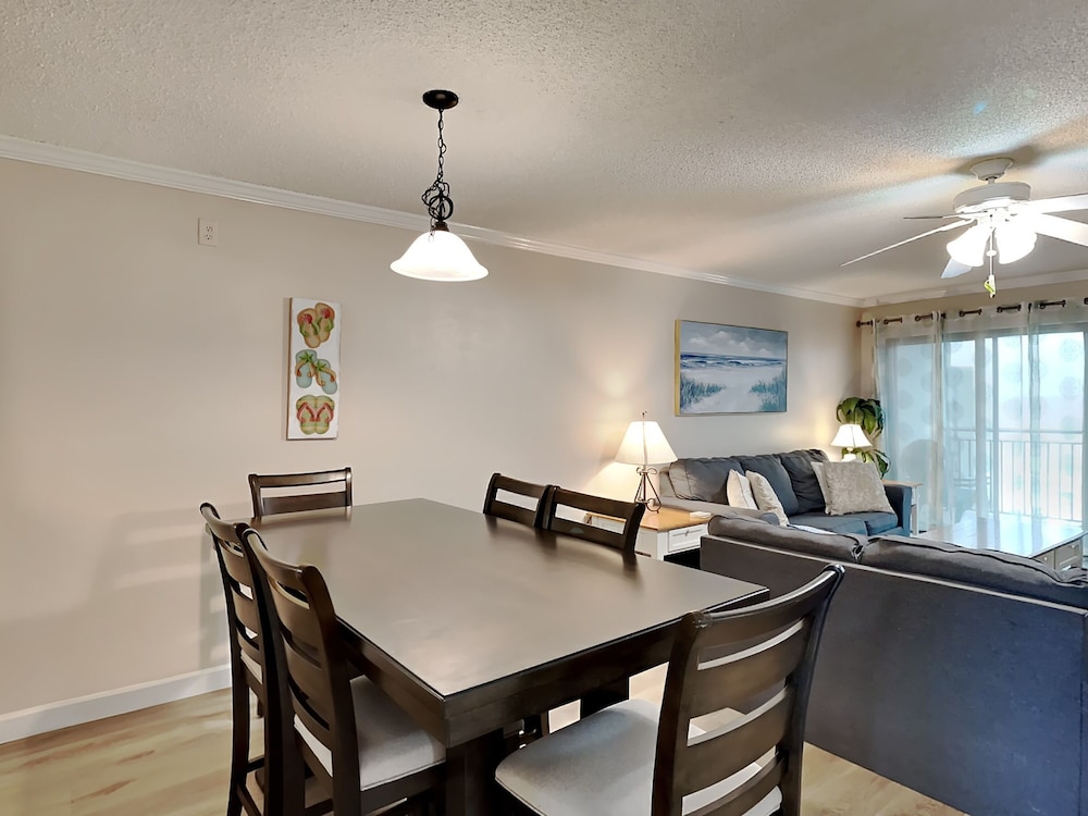 Emerald Isle Fort Walton Beach by Southern Vacation Rentals