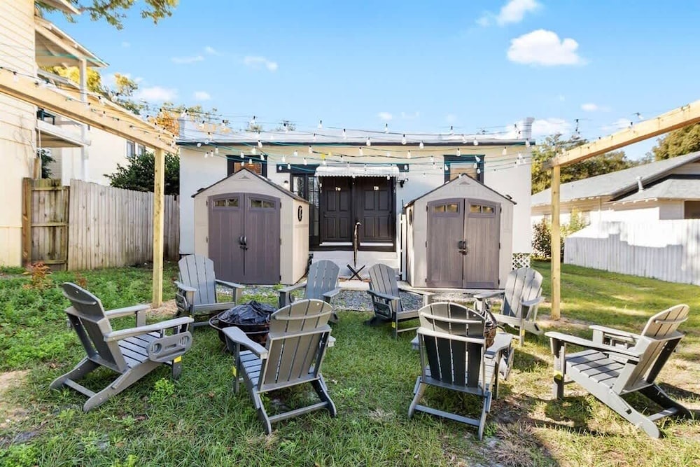 Charming 1-bedroom Home in Lakeland!