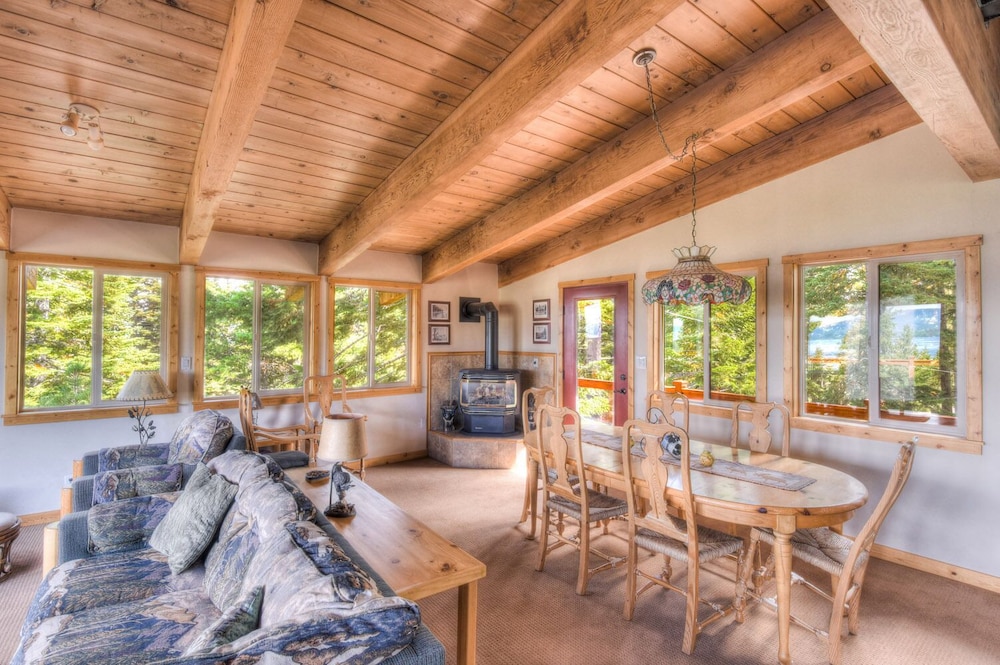 Chamberland Getaway - Property Image 15