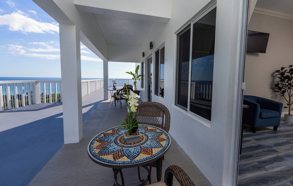 Majestic Heights Bed & Breakfast