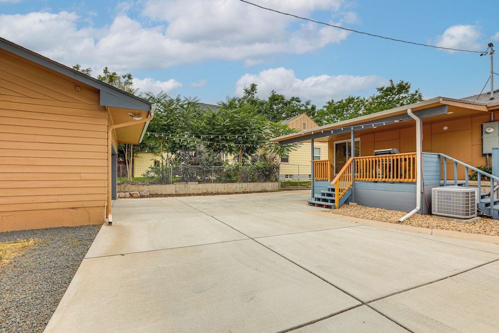 Modern Wheat Ridge Home ~ 5 Mi to Dtwn Denver