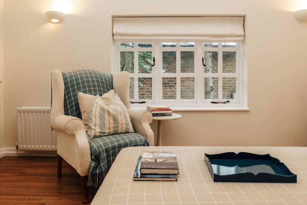 Garden Lodge - From 145 Per Night