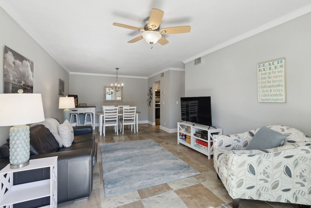 Fernandina Shores 6398 2 Bedroom Condo