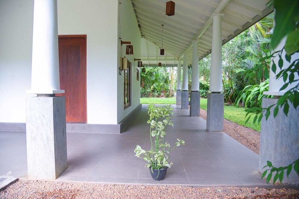 Villa Mandari