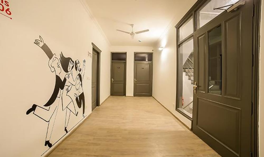 Fabhotel Royal Spark Inn