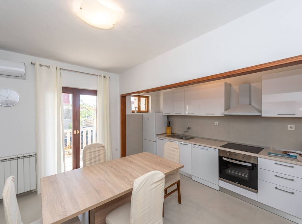 Sunny and Sleek Apartment Kastel Novi With Terrace