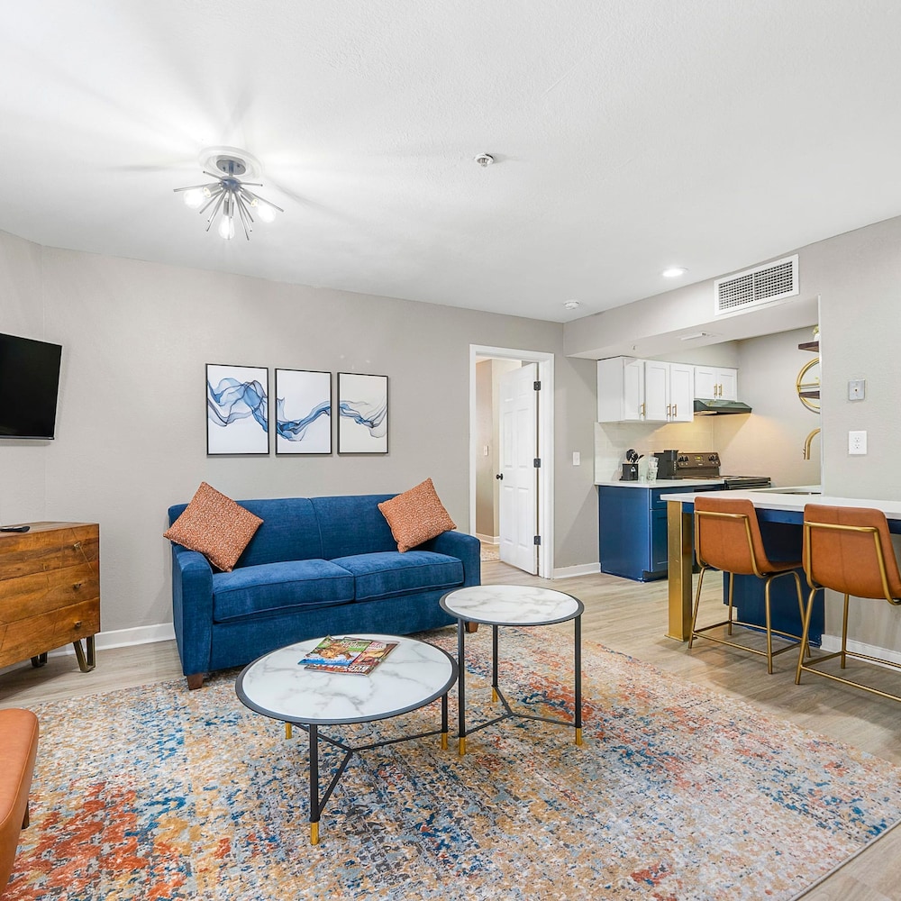 Chic Condo Retreat in Central Buckhead Atlanta