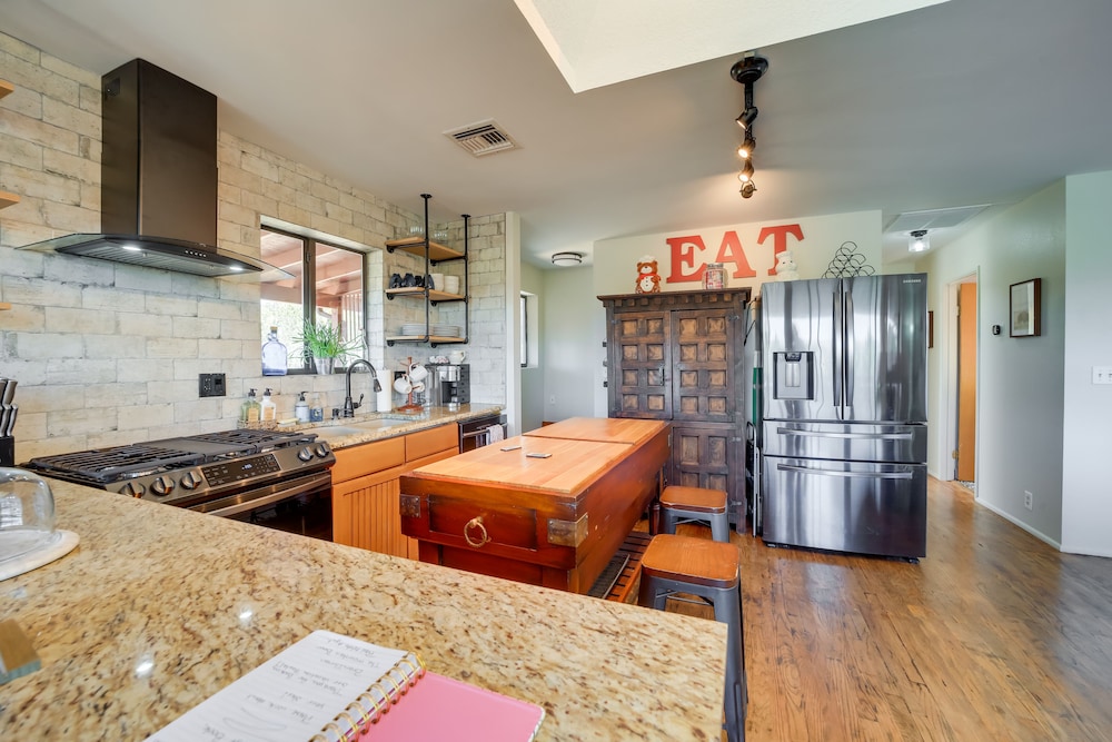 Payson Vacations - Payson Vacation Rental w/ Hot Tub  Mountain Views - Property Image 23