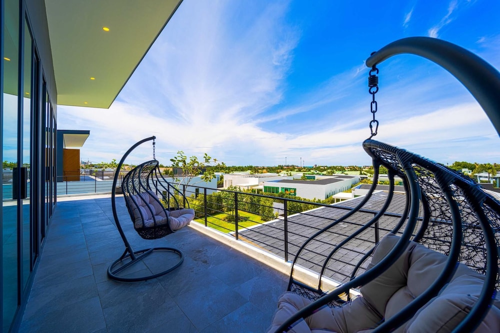 Luxury Large 3 Bedroom Pool Villa (KH-C5)