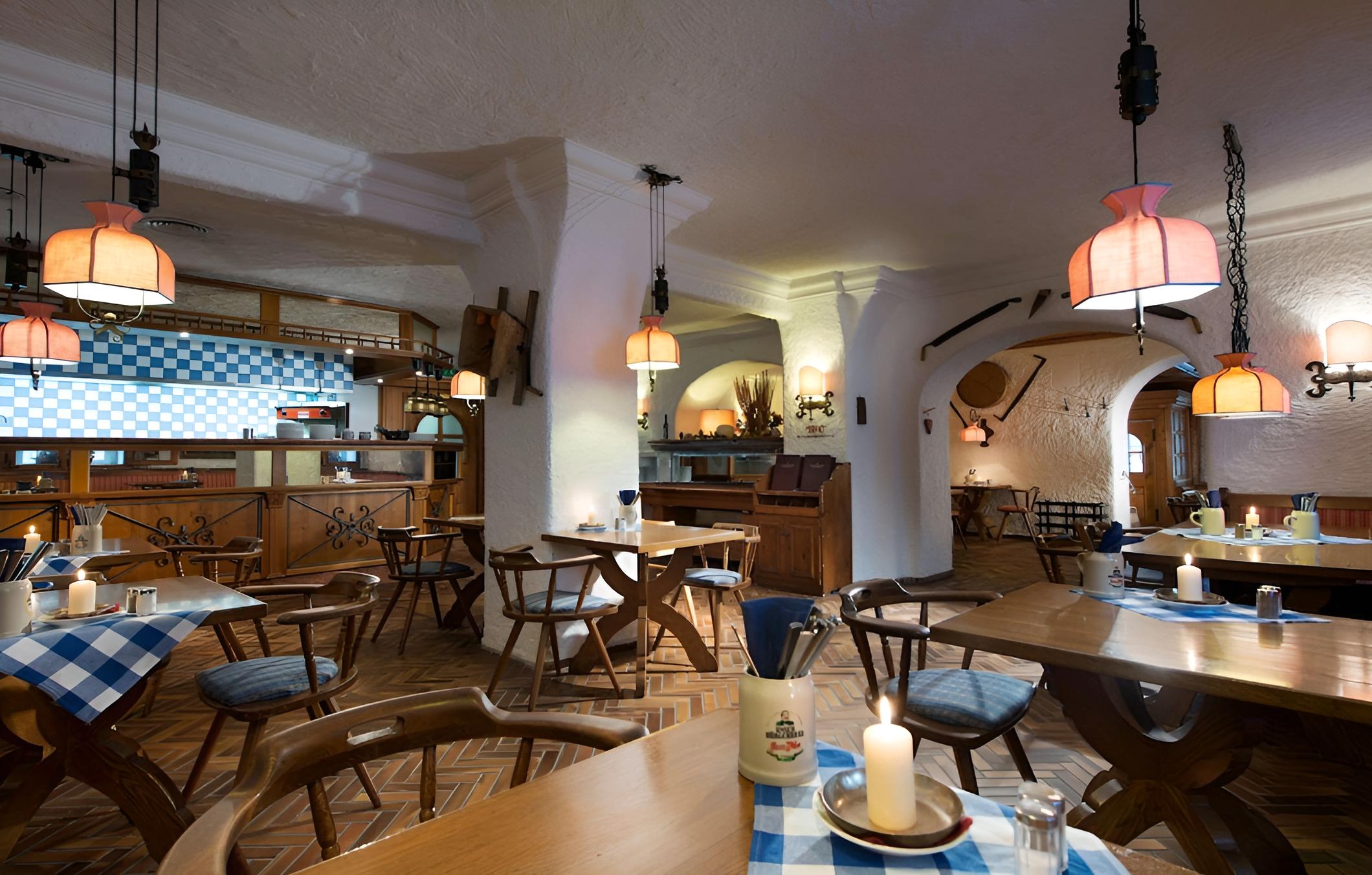 restaurant