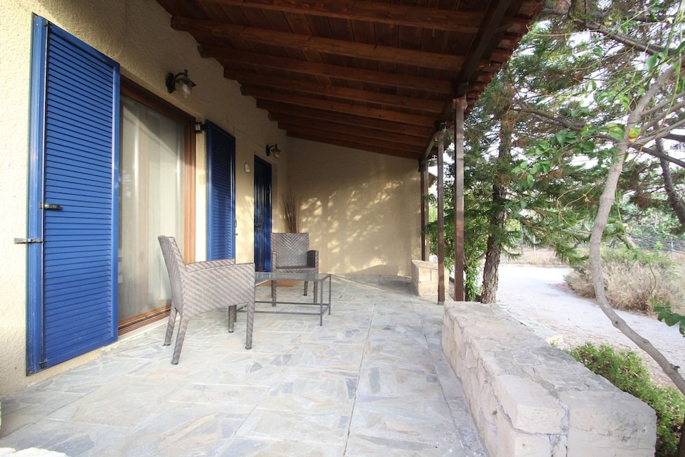 Fistiki House by Frangki
