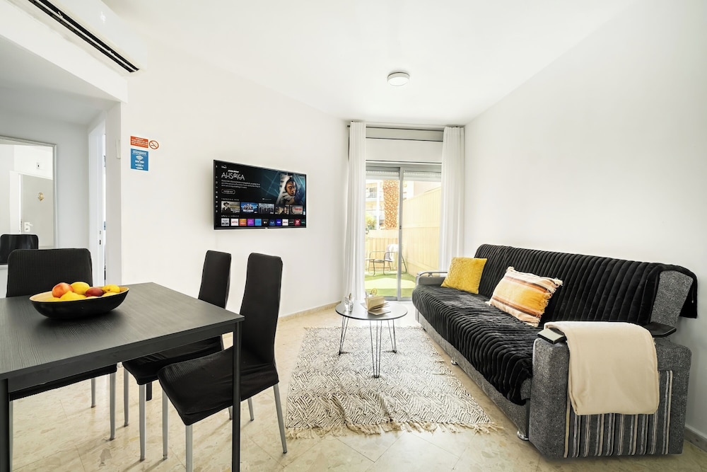 Royal Park Resort Apt 62 by Sea N' Rent