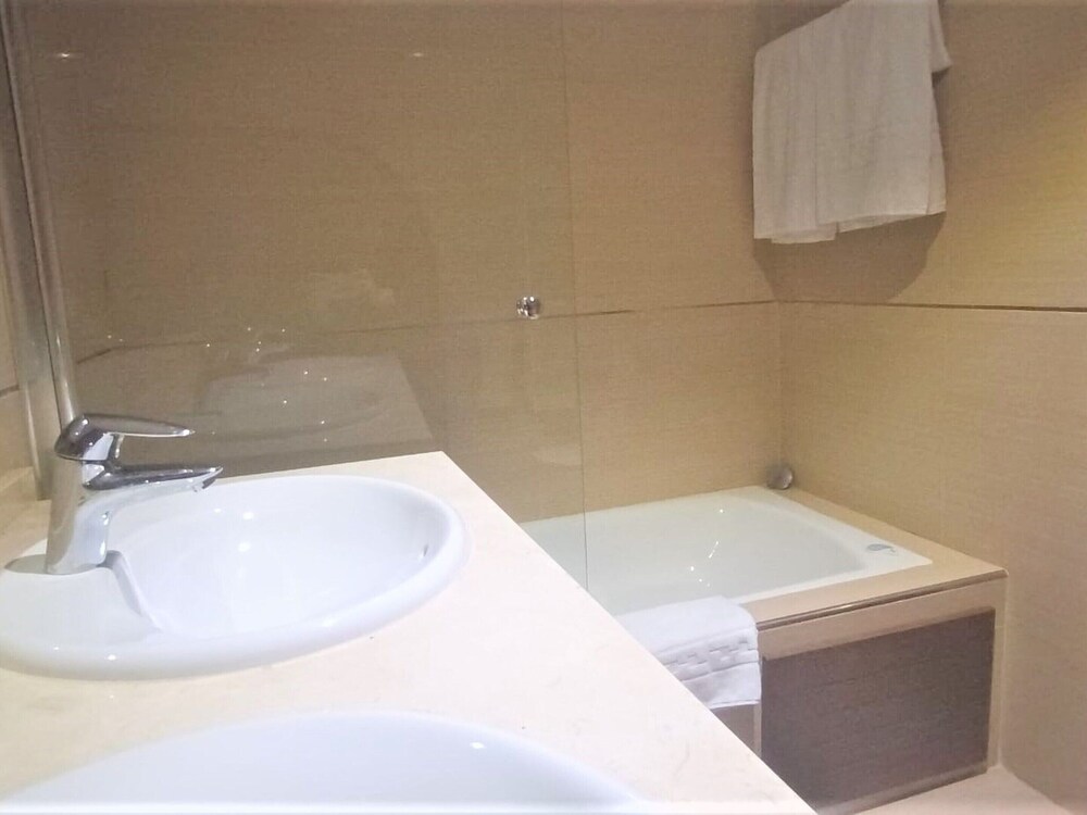 Lovely Apartment in Almeria With Garden