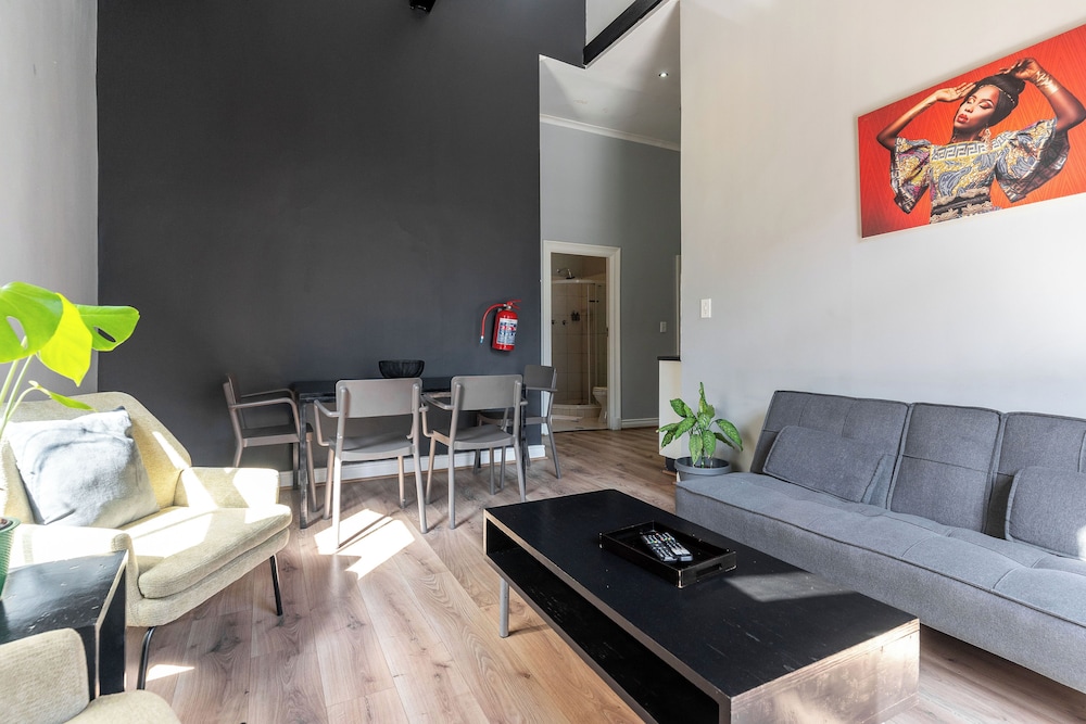 Long Street Self Catering Apartments