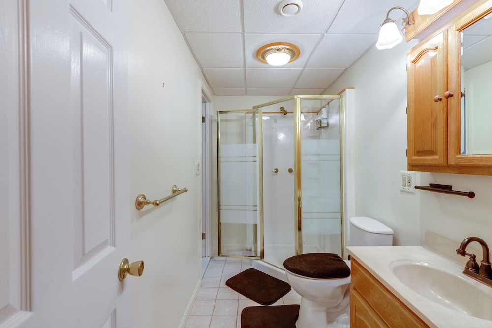 Cozy Apt in DC Suburbs: 4 Mi to Main St Laurel