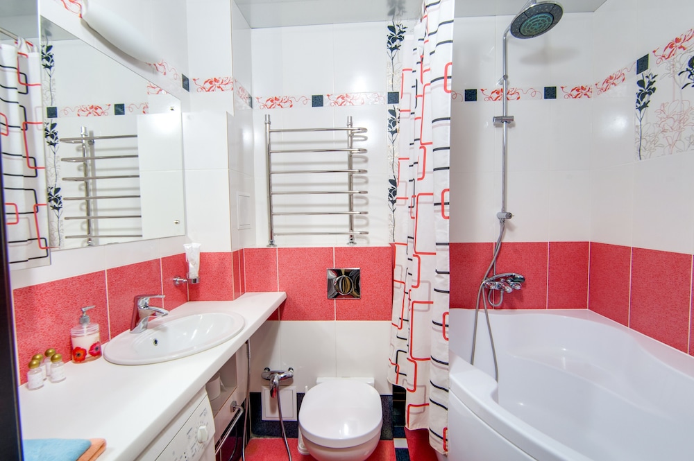 Aura Apartments