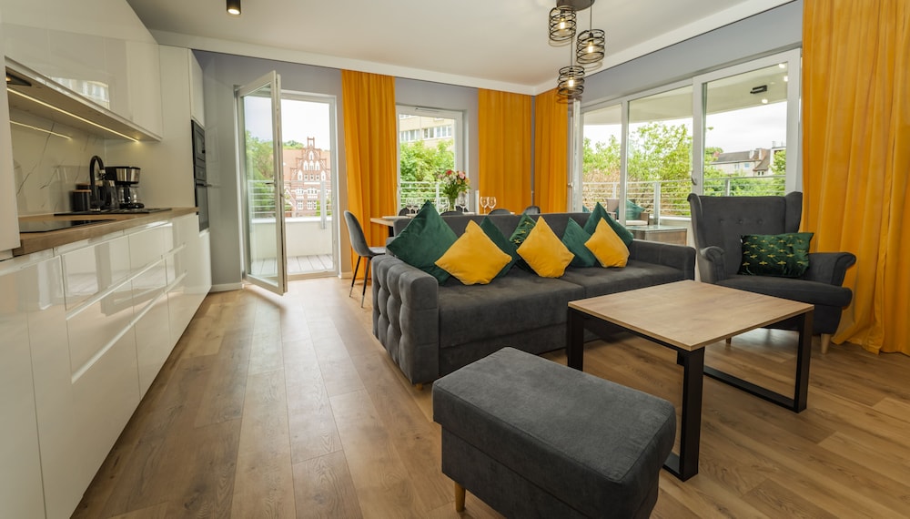 Spacious Home with Garden near Langweerder Wielen view 3