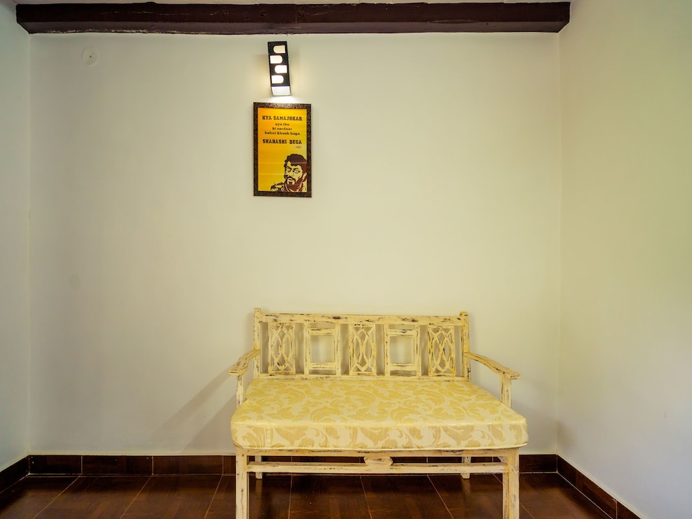 OYO 14134 Home Devdar Cottage Kempty Road