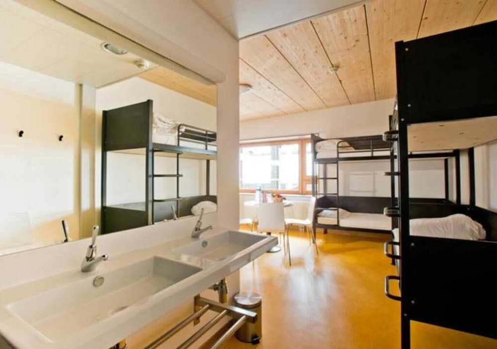 Auberge de Jeunesse Paris HI Yves Robert