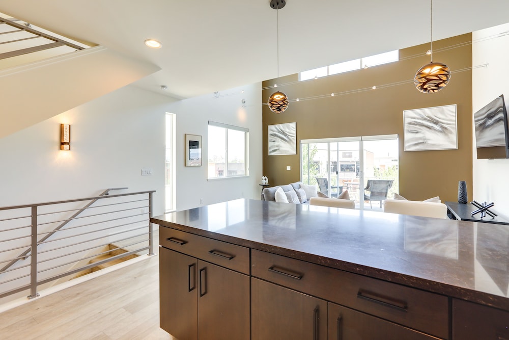 Reno Vacations - Midtown Reno Vacation Rental < 2 Mi to Downtown! - Property Image 13