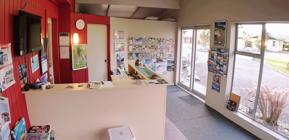 Glacier View Motel