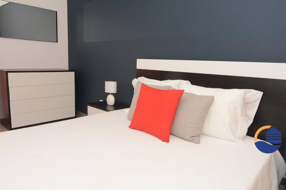 14 in Portim o With 1 Bedrooms and 1 Bathrooms