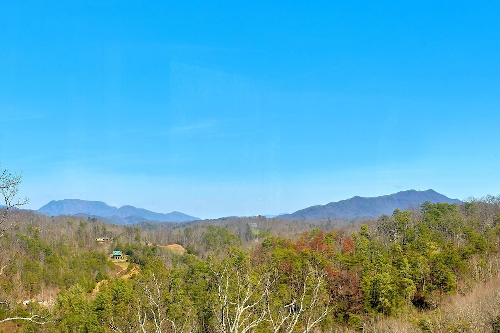 Smoky Mountain Serenity Apartment 3