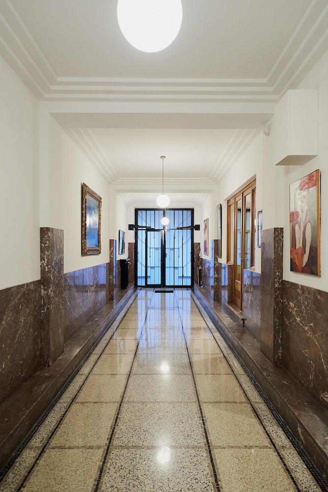 Suites 124