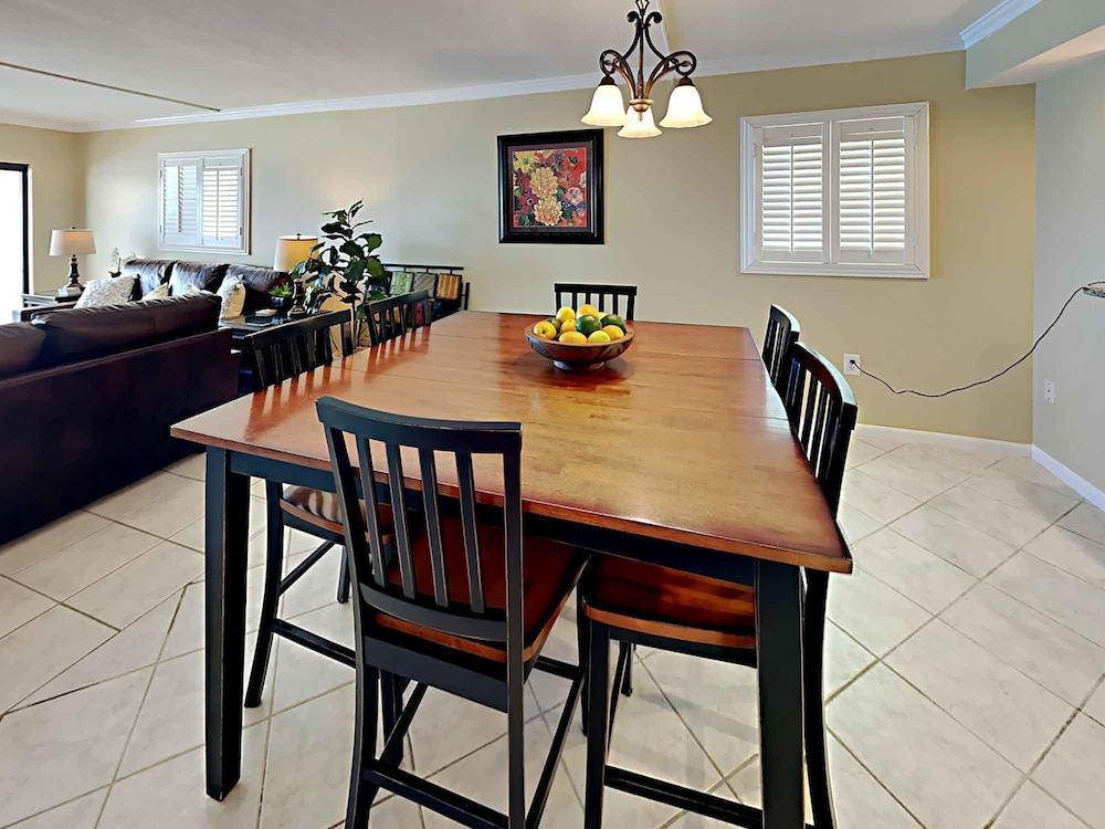 Breakers East by Southern Vacation Rentals