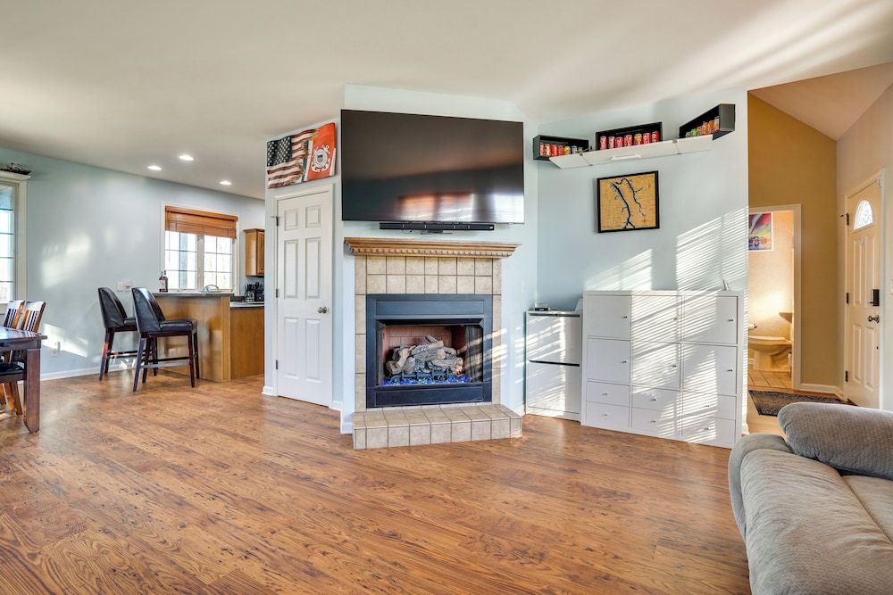 Hot Tub, Dock & Views: Waterfront Home in Cadiz!