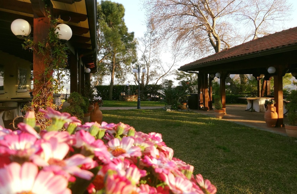 Agriturismo Borgo Santa Rosa