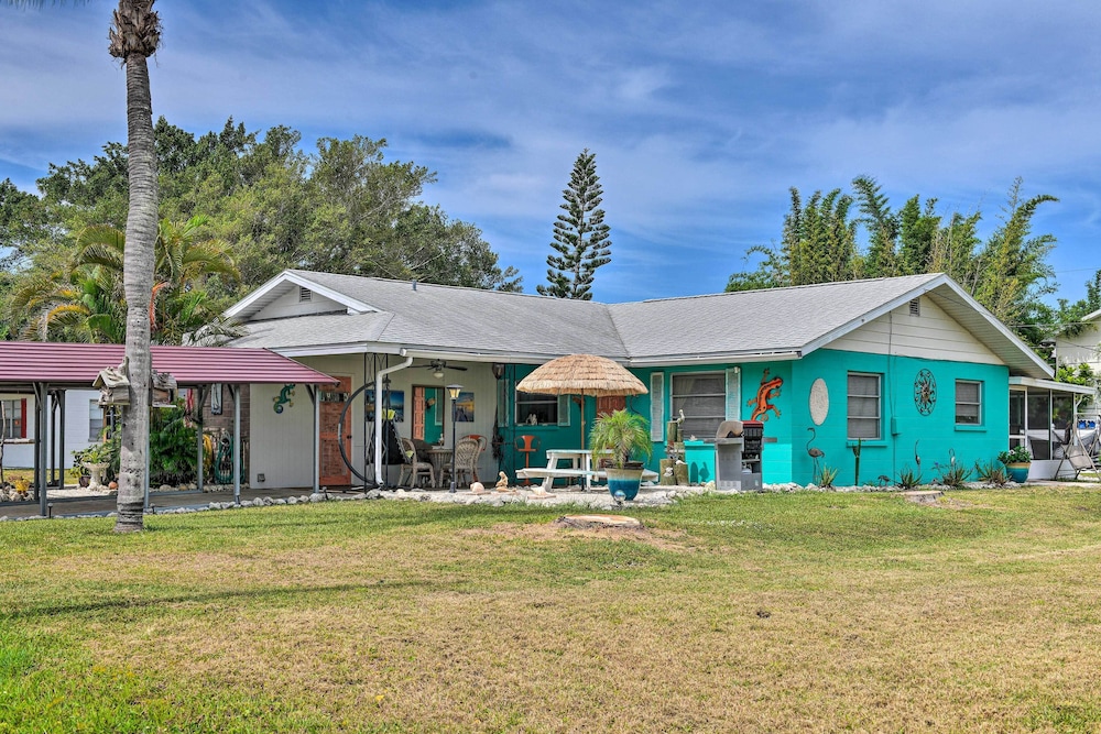 Hotel Pet-friendly Bradenton Home ~ 3 Mi to Cortez Beach - Image 1