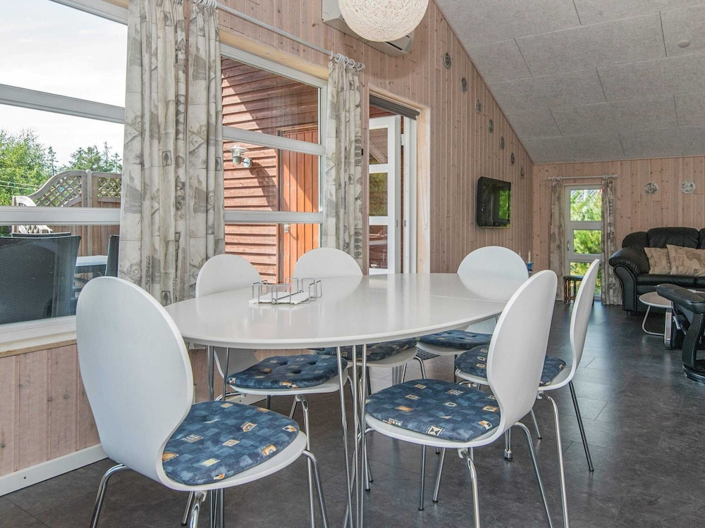 Entising Holiday Home in Jutland near Sea view 5
