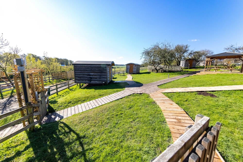 Orchard Hideaways