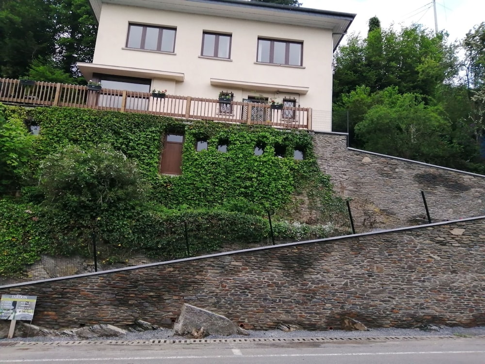 Photo 32