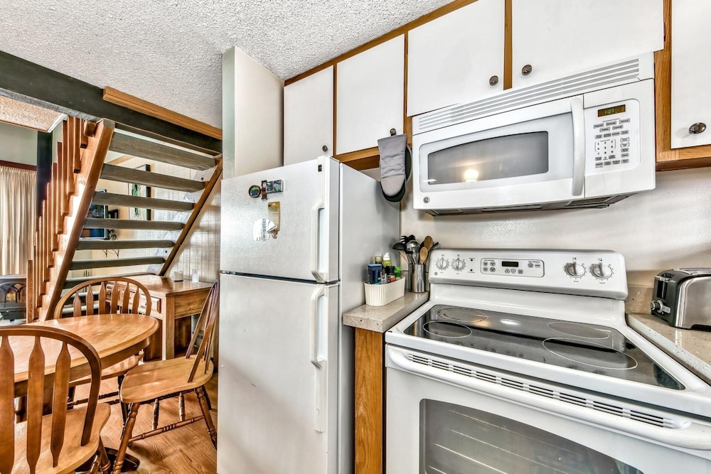 920 Bal Bijou 1 Bedroom Condo