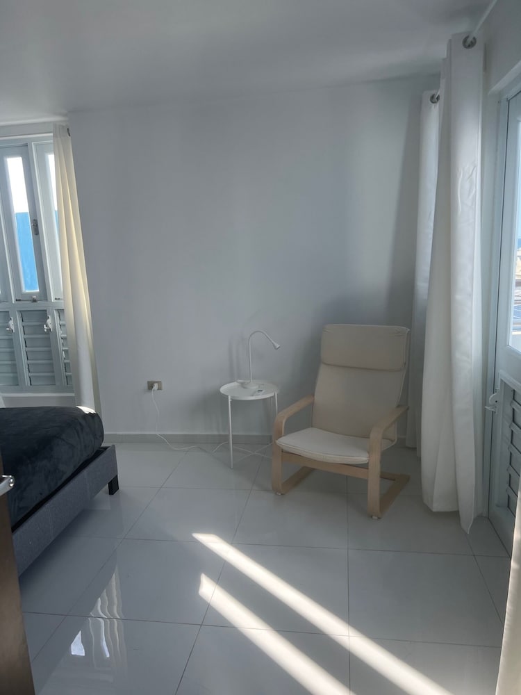 Arecibo Hotel 4301 view 4