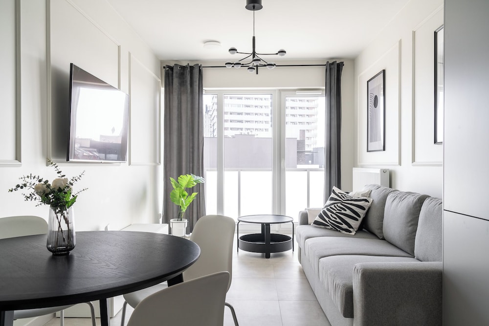 RentPlanet - Apartamenty Quorum