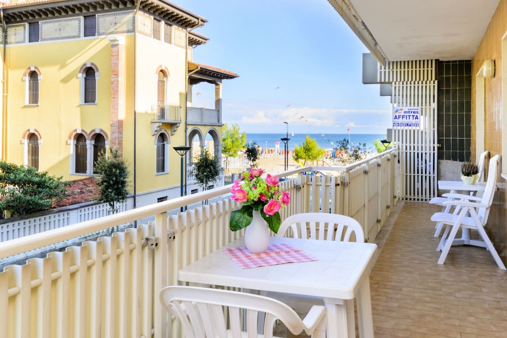 Condominio Arca