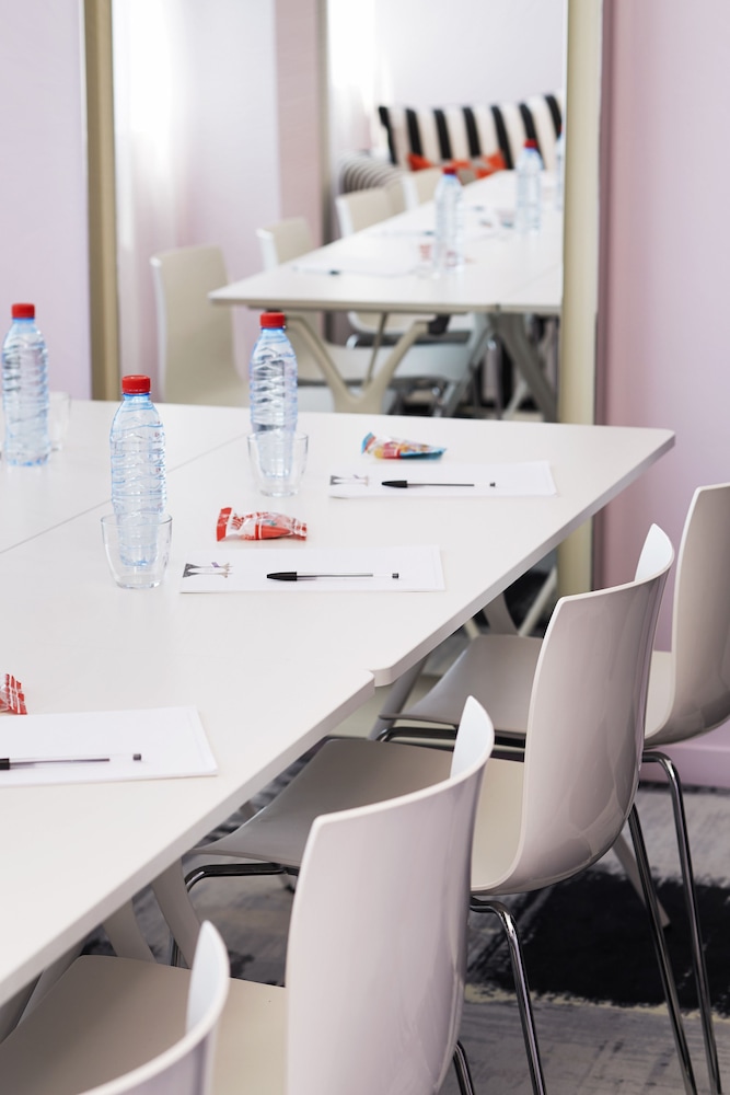 Hotel Mama Shelter Bordeaux - Image 1