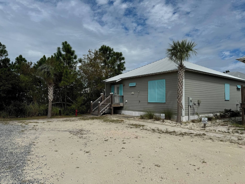 4005 Rookery 3 Sea Story With 2 Pools Beach Access and Lots of Beach Amenities