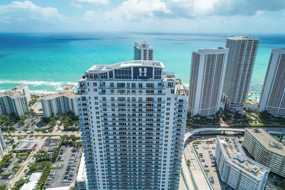 Ocean Eagle View - Luxury Oceanfront Stay for 6