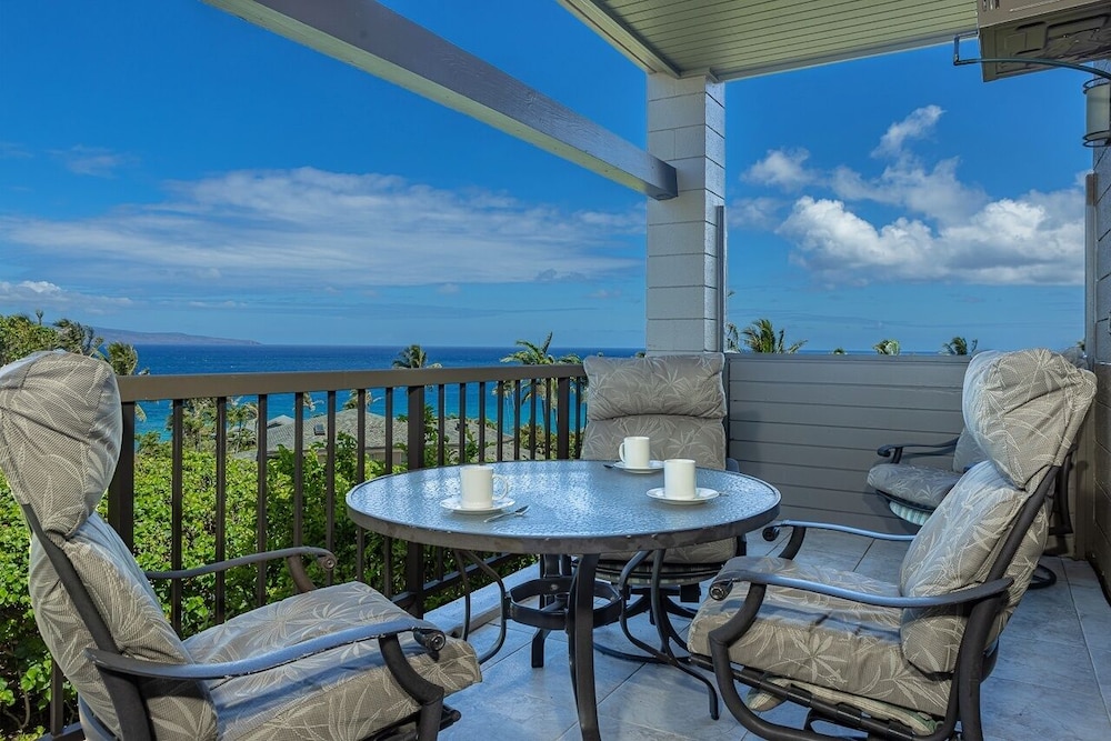 Kapalua Ridge Villas #212 2 Bedroom Condo