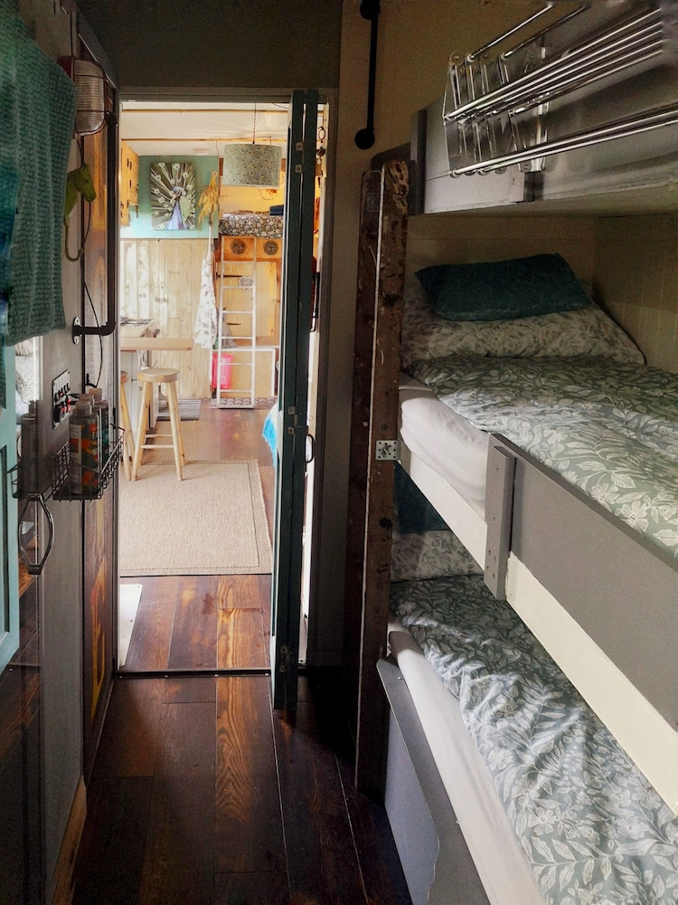Gorgeous Horsebox at Glamp in Style in East Sussex view 2