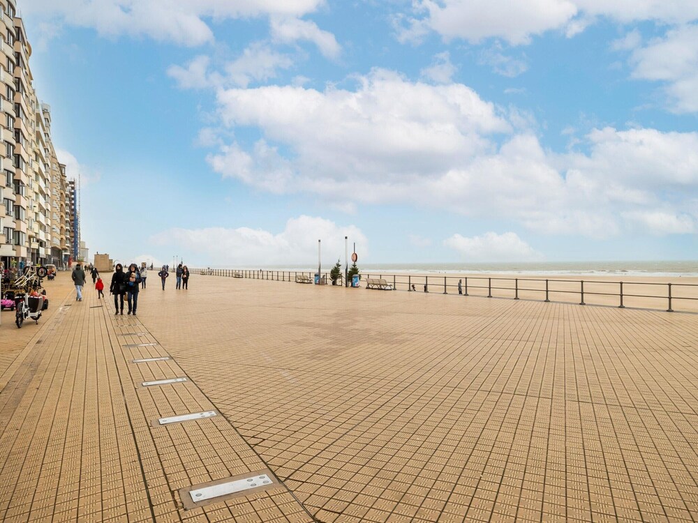 Apartment in Oostende With Balcony